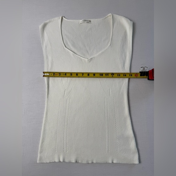 Cream Ribbed Sleeveless Top - Picture 9 of 9